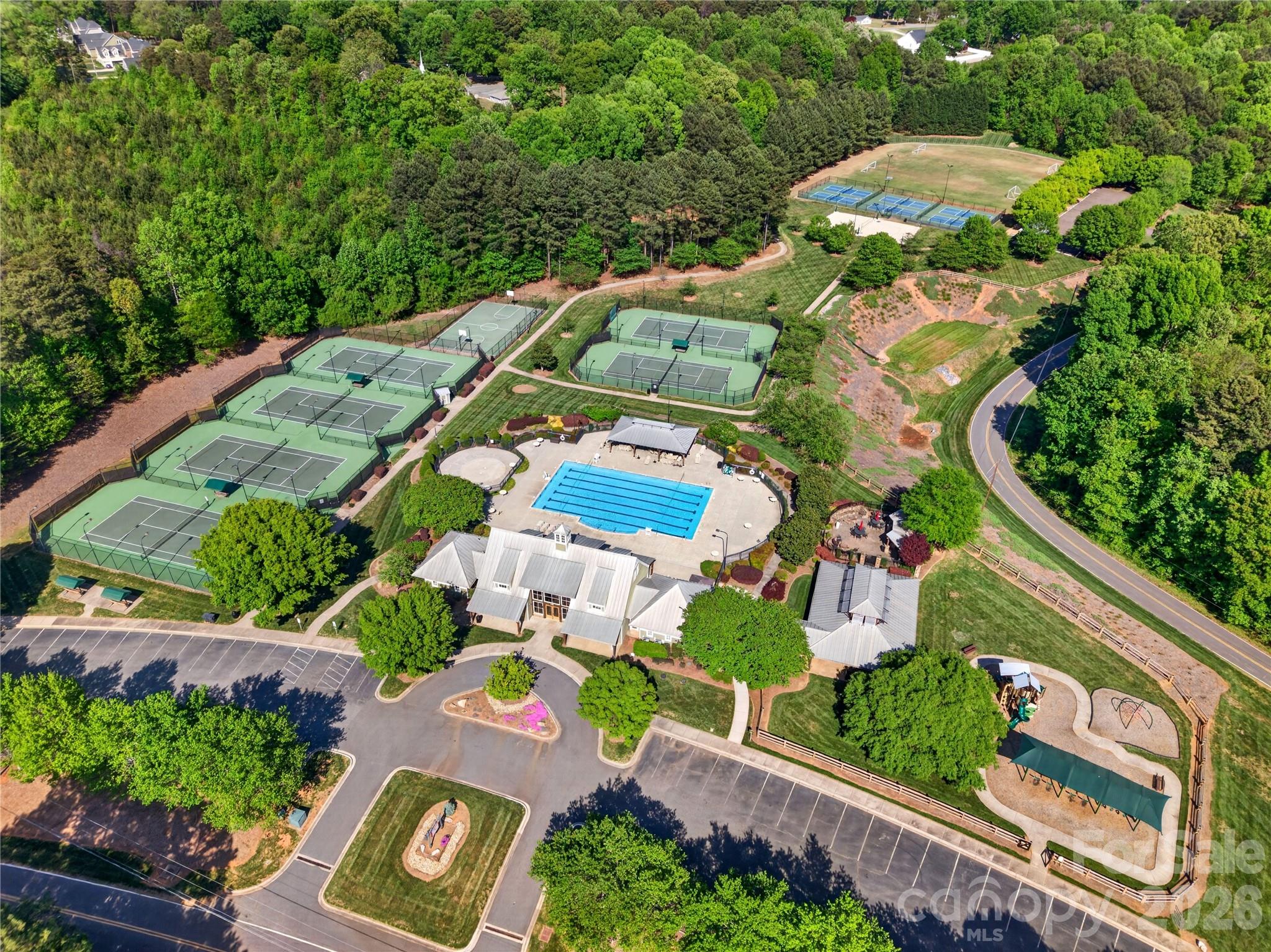 334 Kemp Road — Mooresville