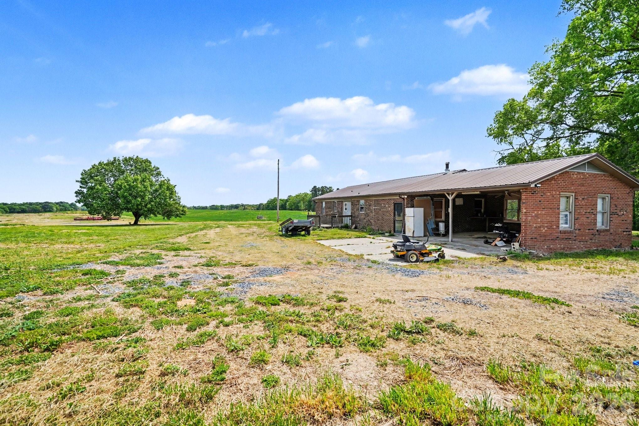 8340 Plank Road — Norwood