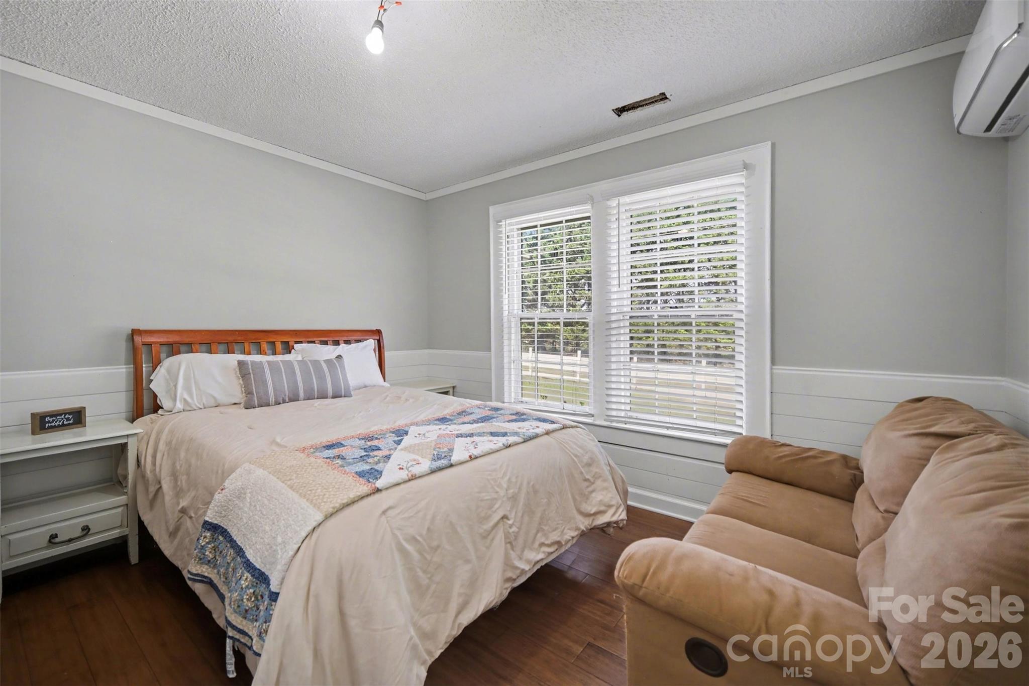 5226 Old Plank Road — Iron Station