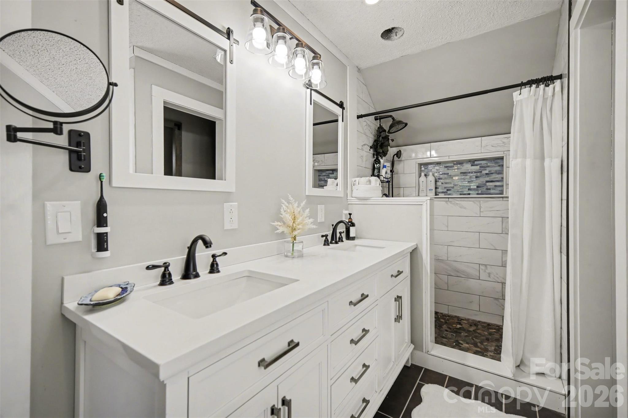5226 Old Plank Road — Iron Station