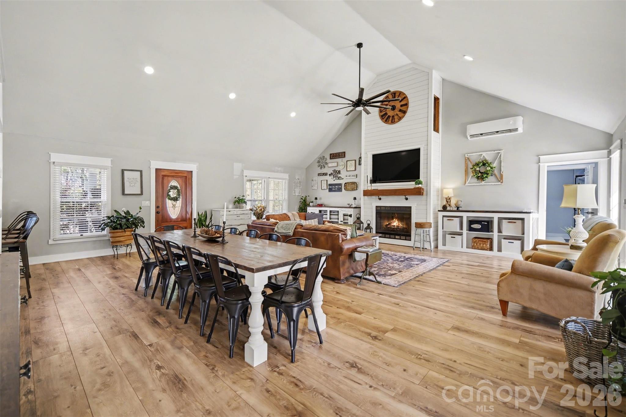 5226 Old Plank Road — Iron Station