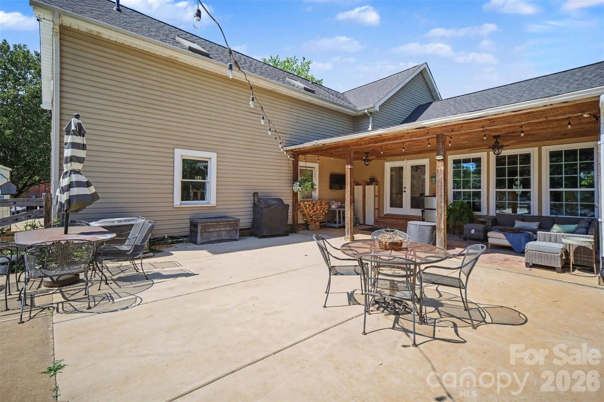 5226 Old Plank Road — Iron Station