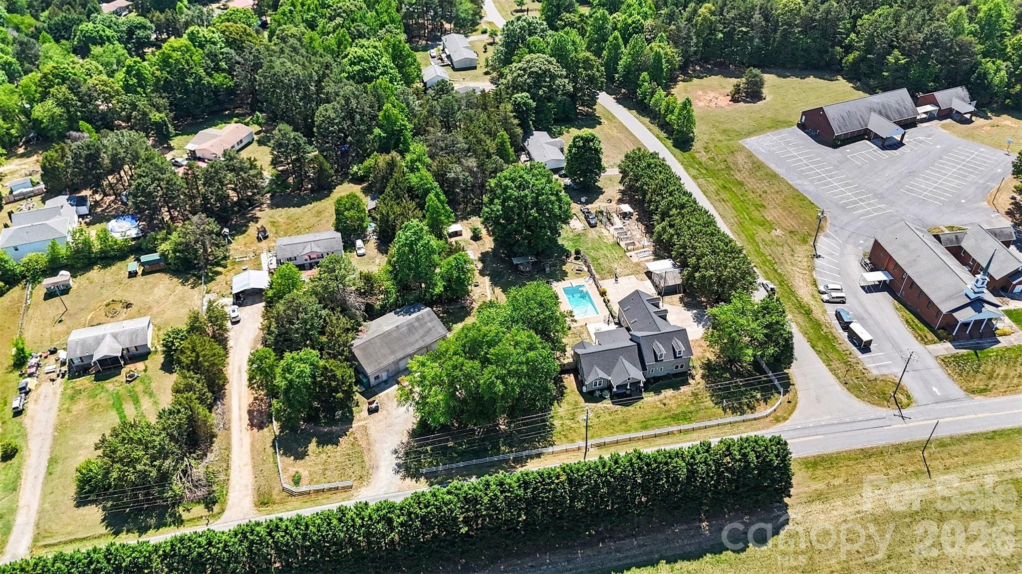 5226 Old Plank Road — Iron Station