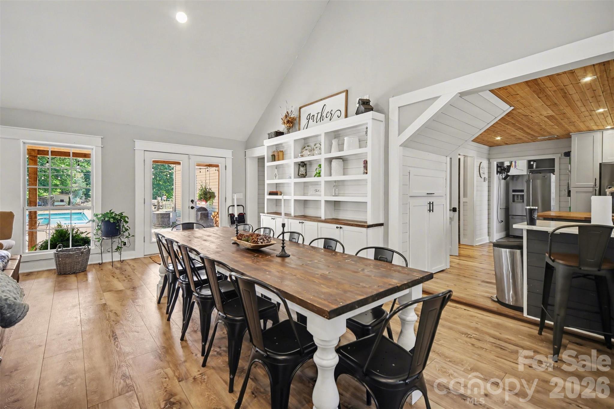 5226 Old Plank Road — Iron Station