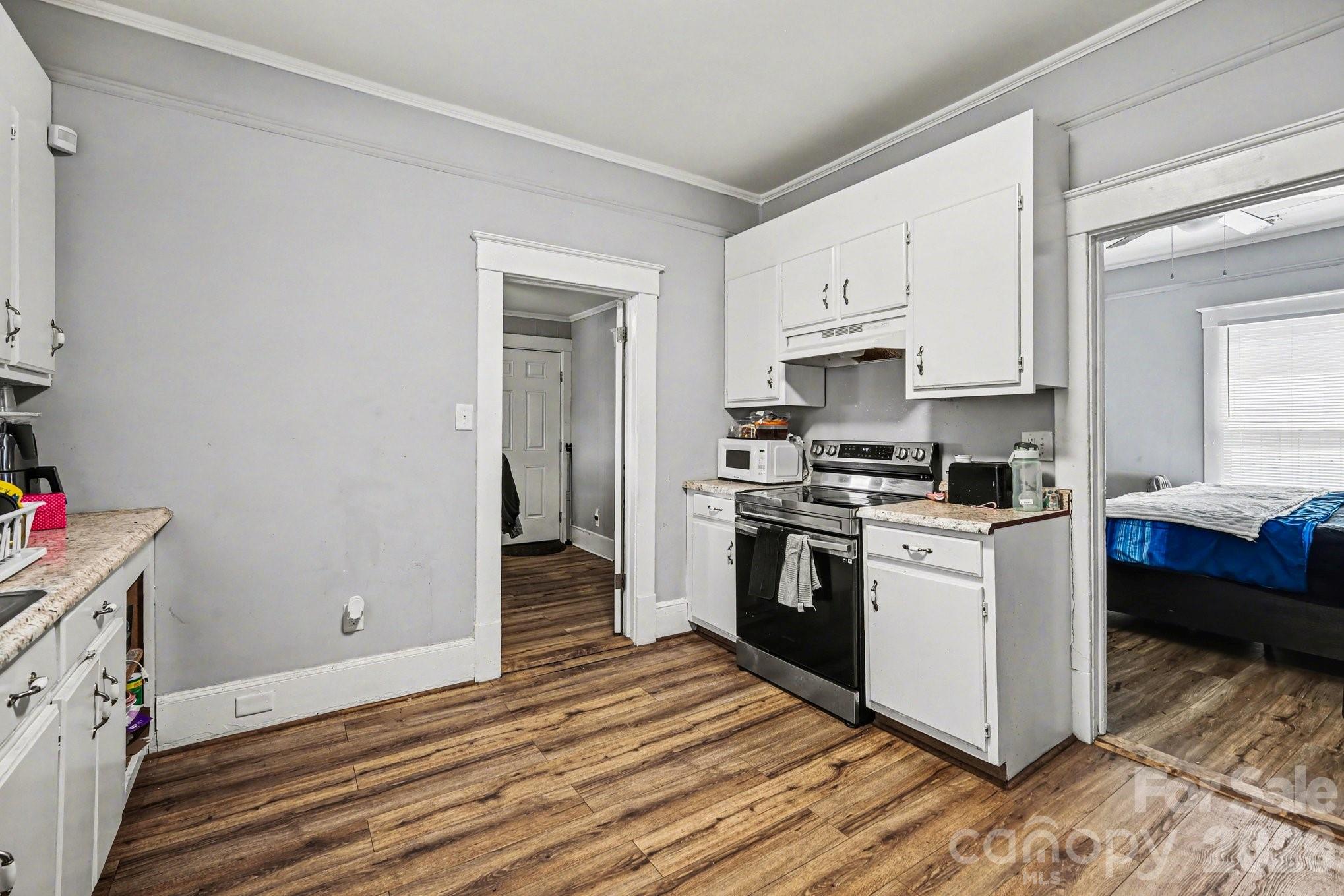 522 Elm Street — Salisbury