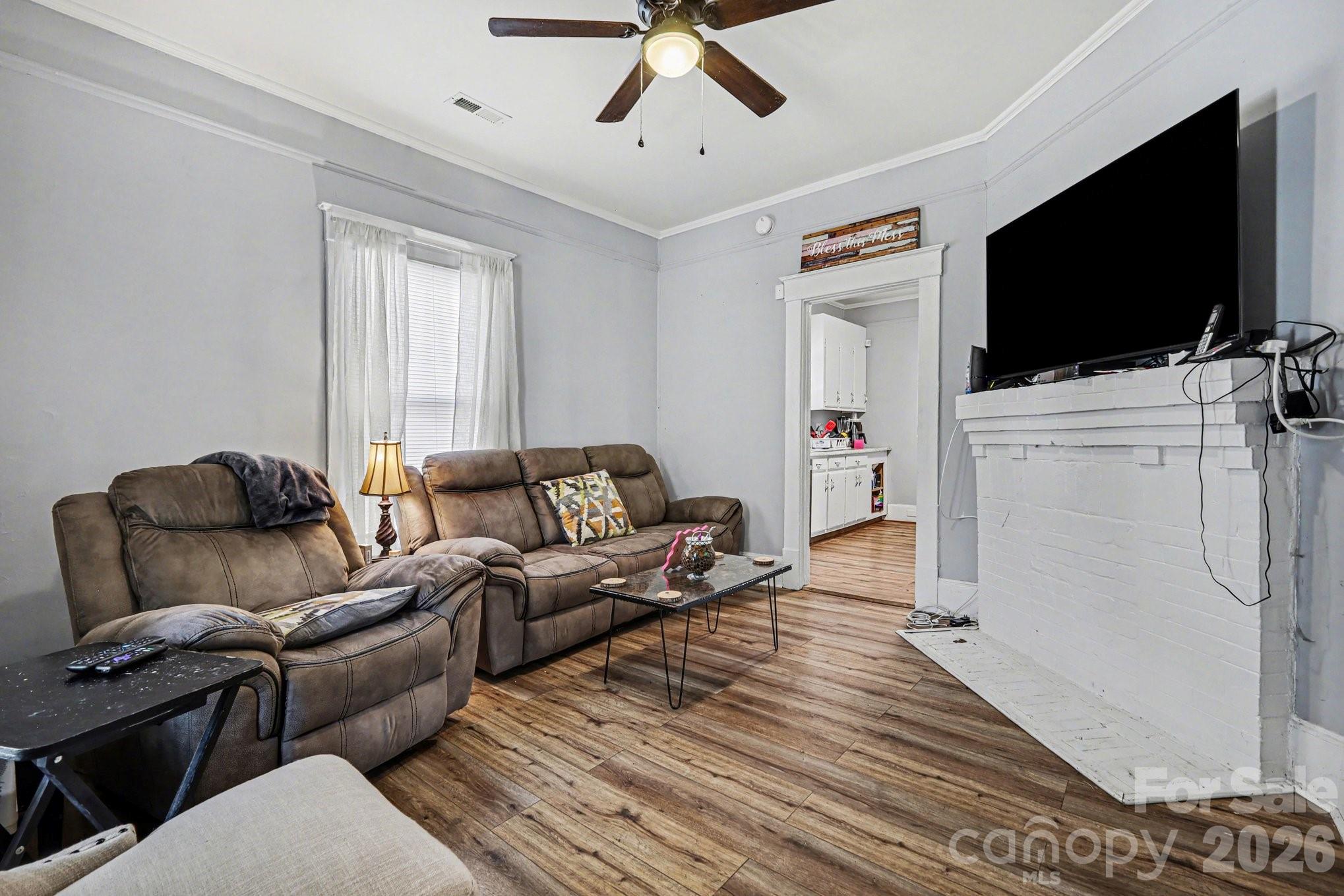 522 Elm Street — Salisbury