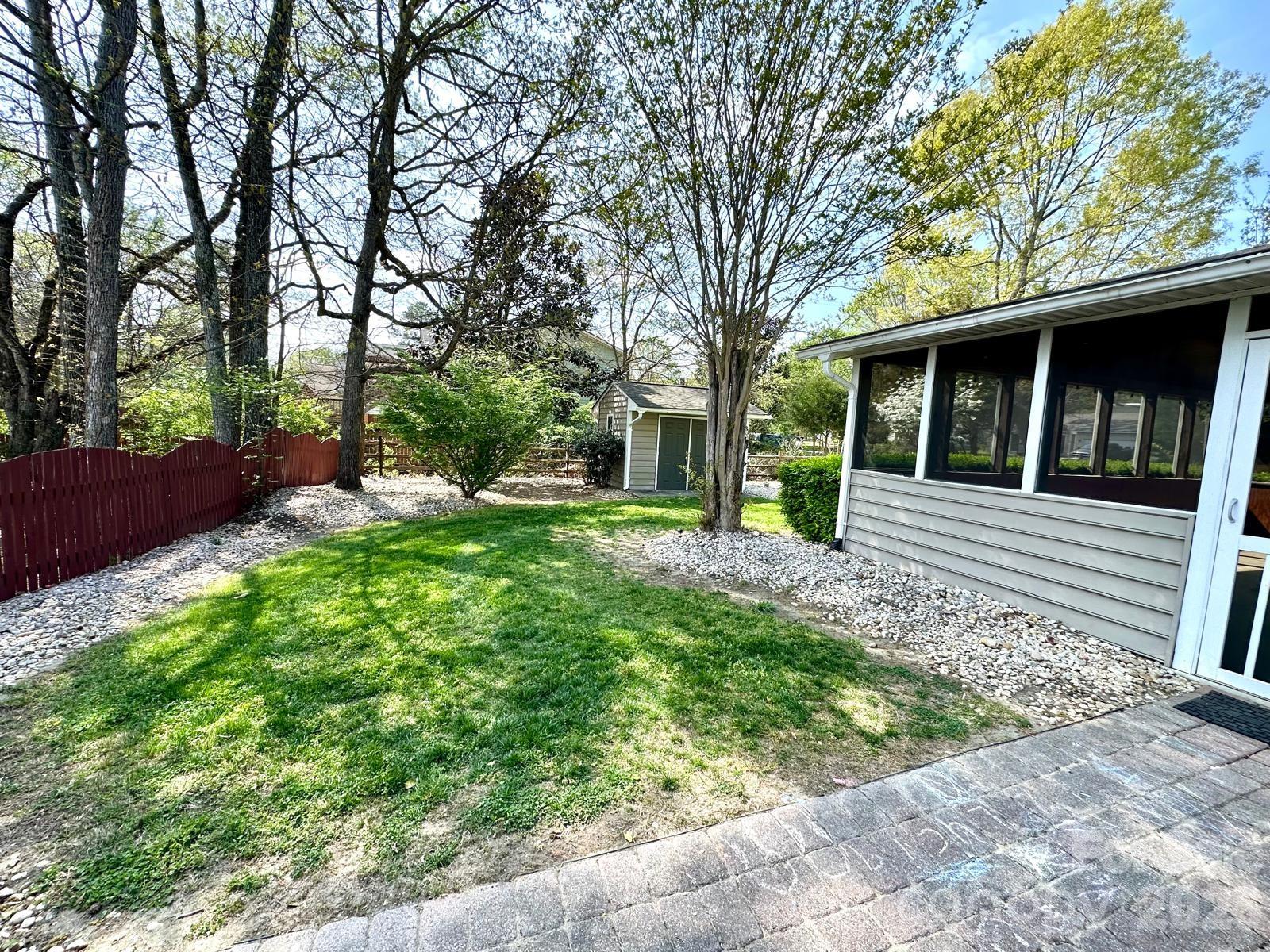 11106 Knight Castle Drive — Charlotte
