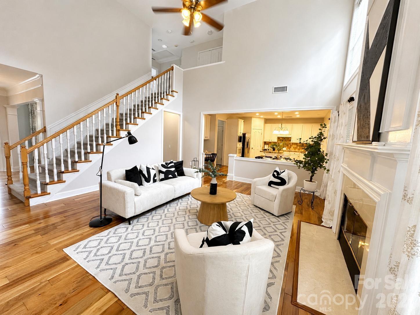 11106 Knight Castle Drive — Charlotte