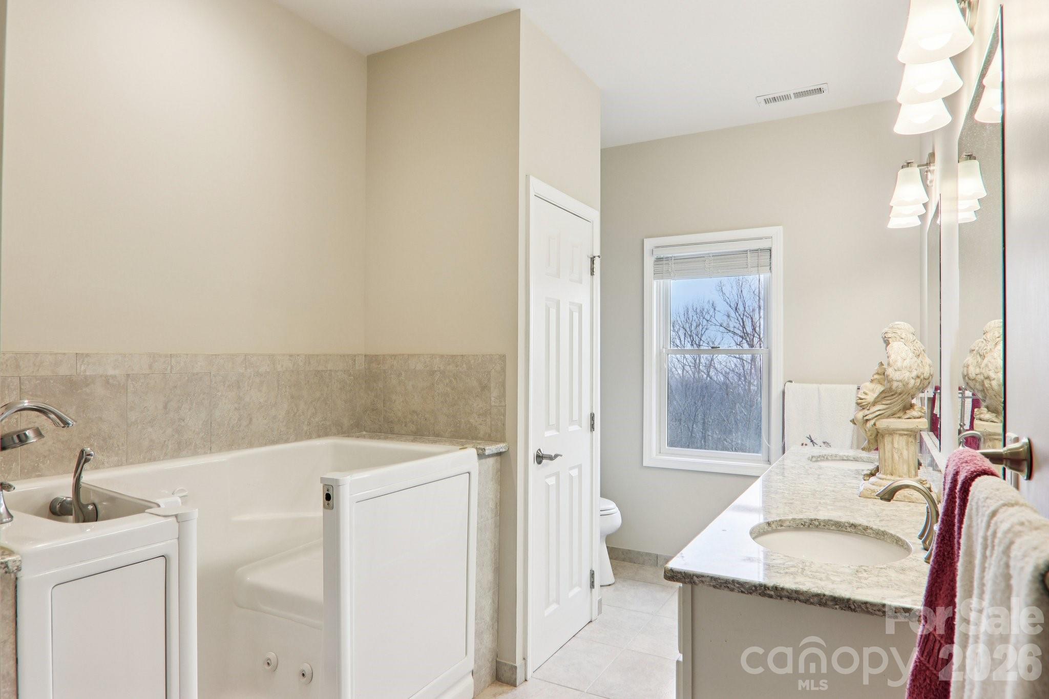 14 Chandra Lane — Clyde