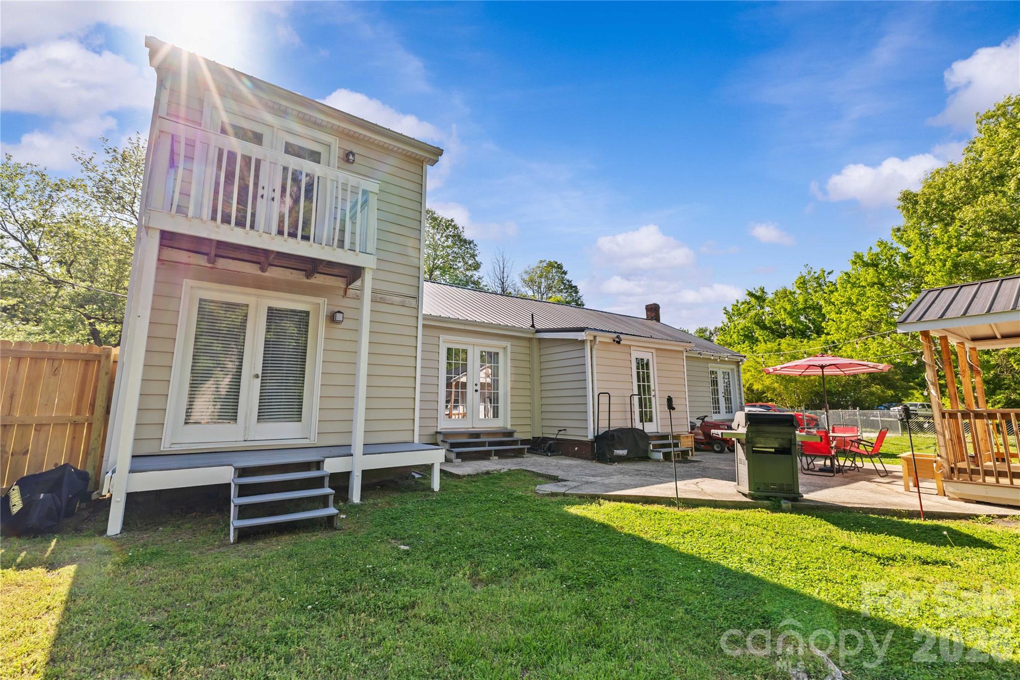 2341 Dixon Road — Belmont