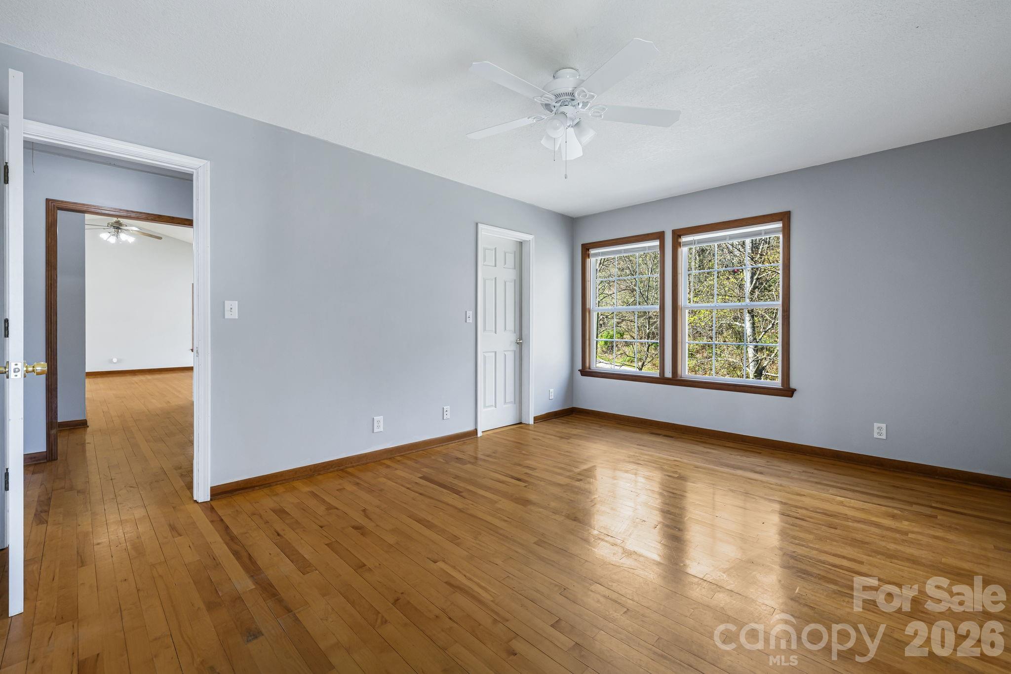 289 Riverview Church Road — Asheville