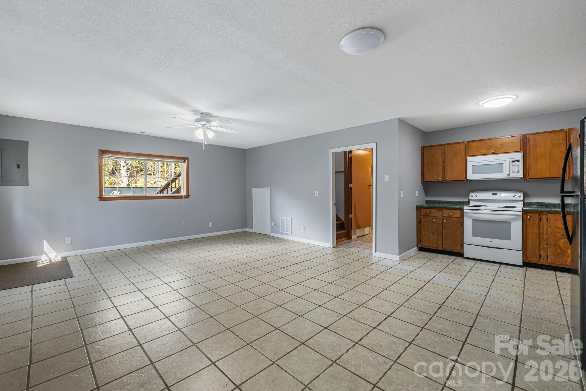 289 Riverview Church Road — Asheville