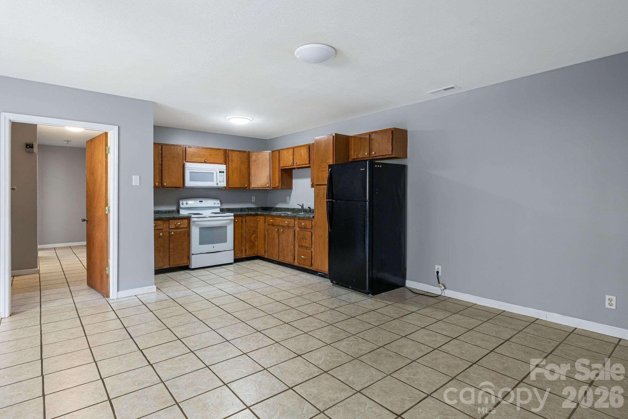 289 Riverview Church Road — Asheville