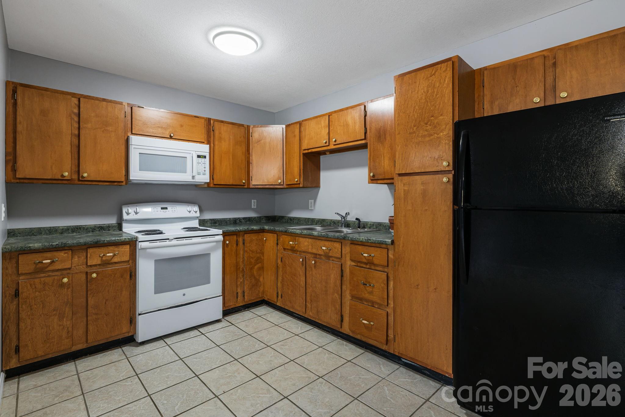 289 Riverview Church Road — Asheville