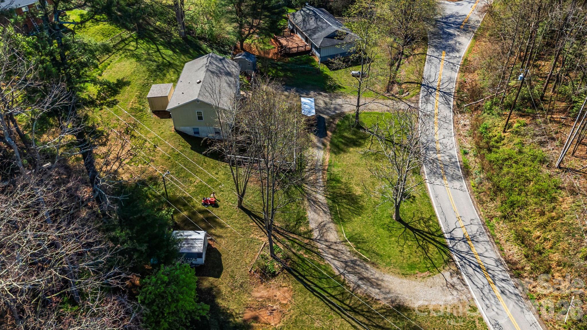 289 Riverview Church Road — Asheville