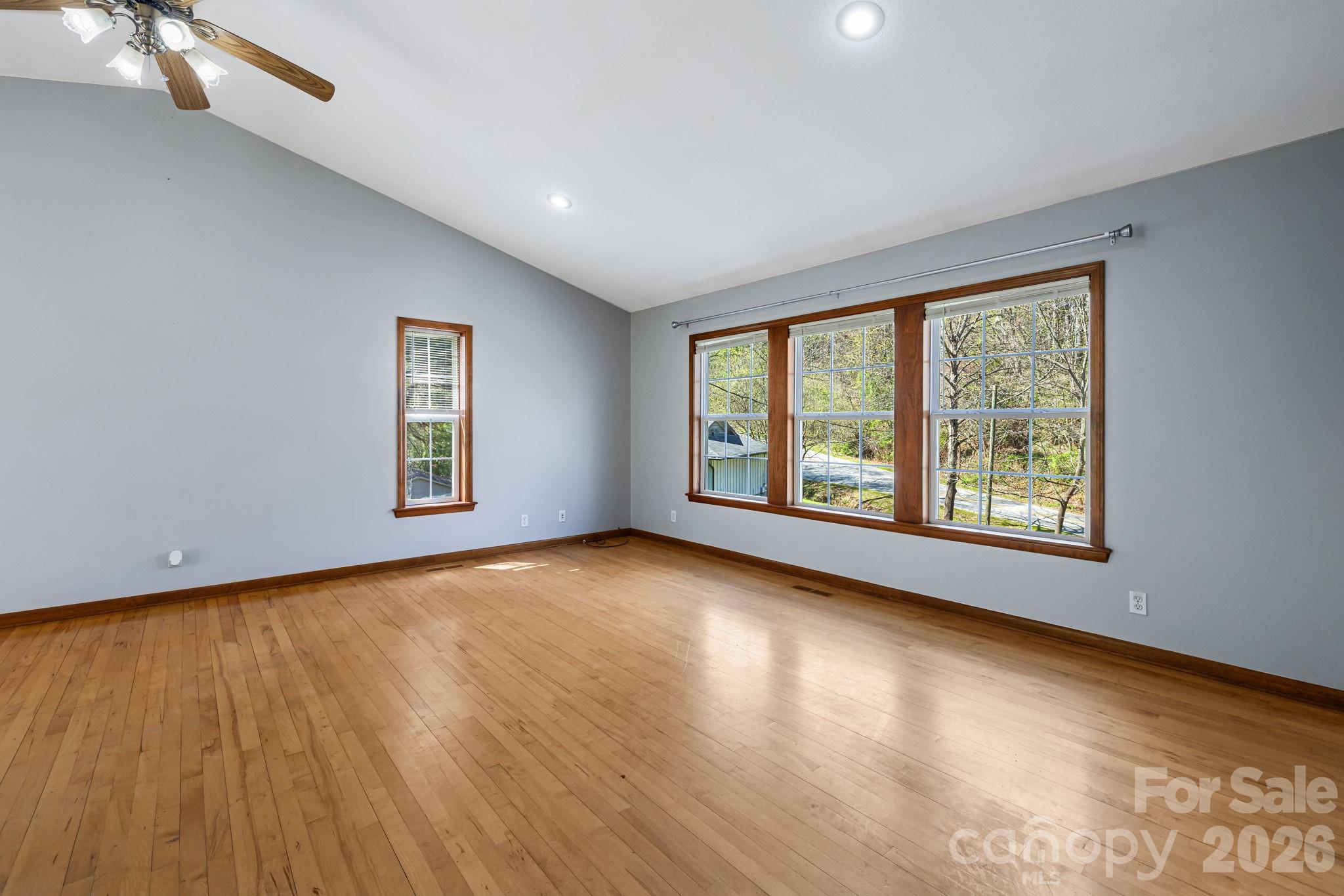 289 Riverview Church Road — Asheville