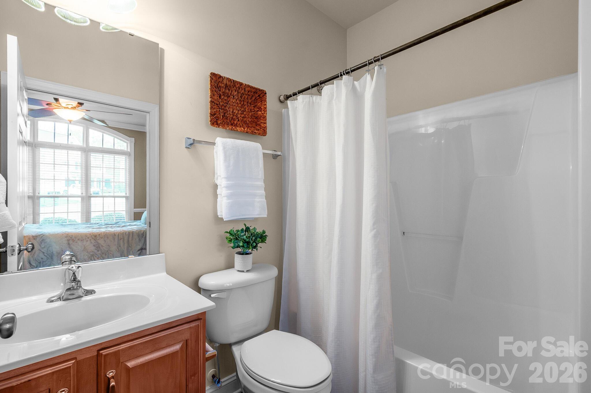 1216 Flat Heads Lane — Waxhaw
