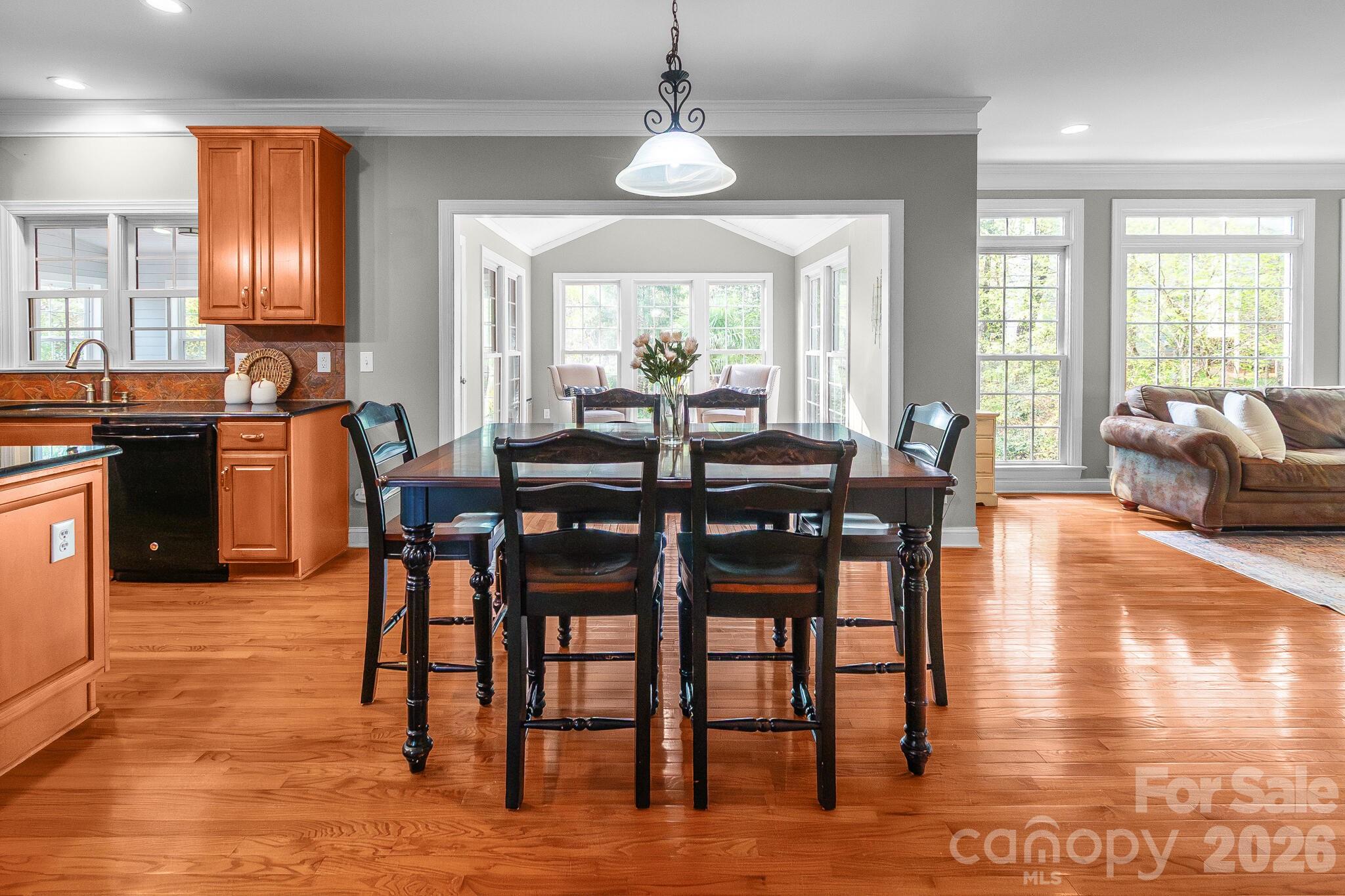 1216 Flat Heads Lane — Waxhaw