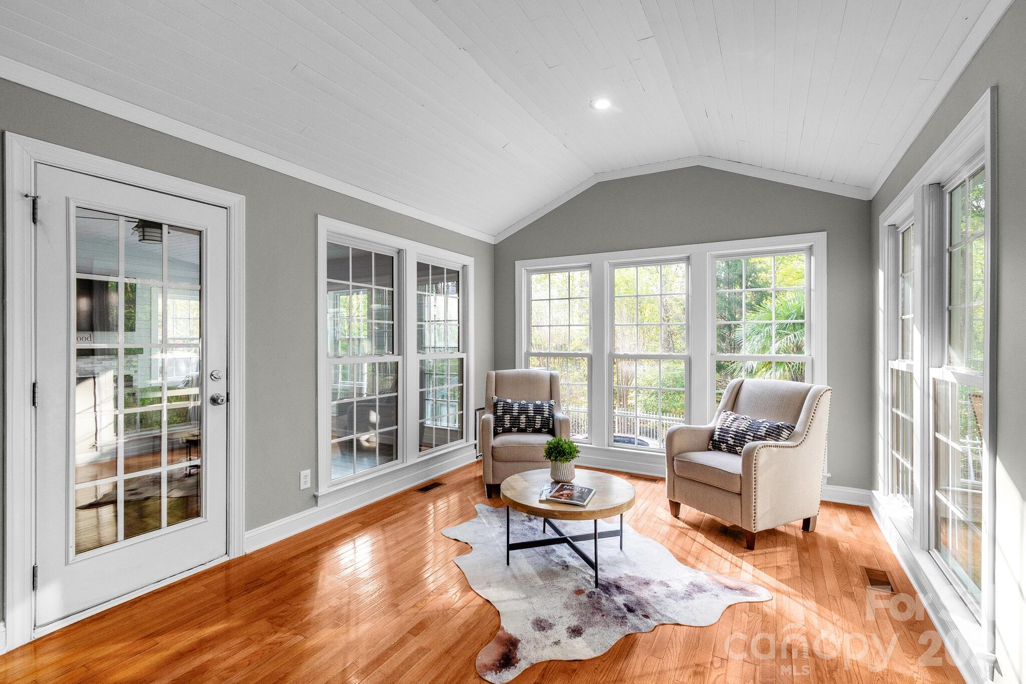 1216 Flat Heads Lane — Waxhaw