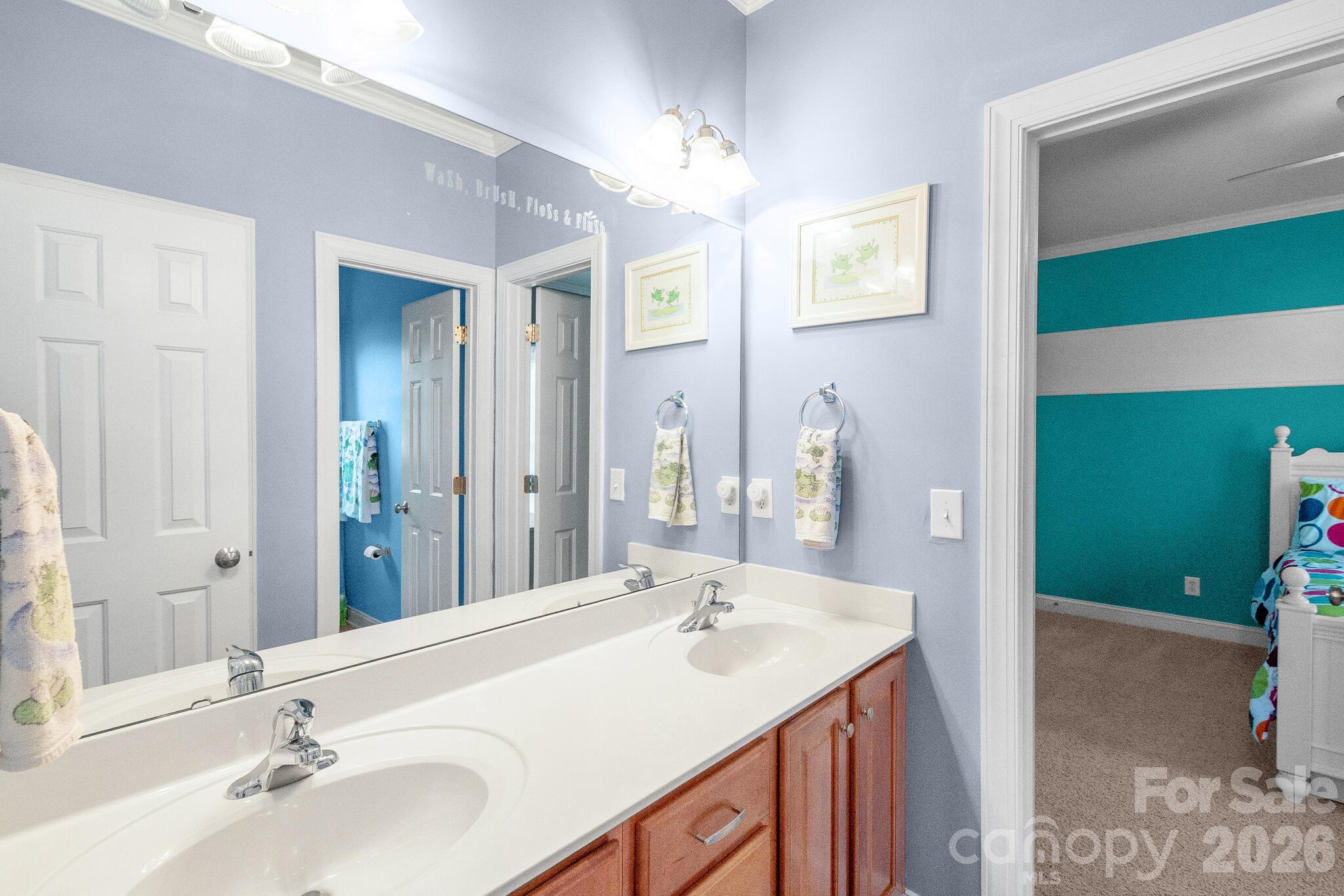 1216 Flat Heads Lane — Waxhaw