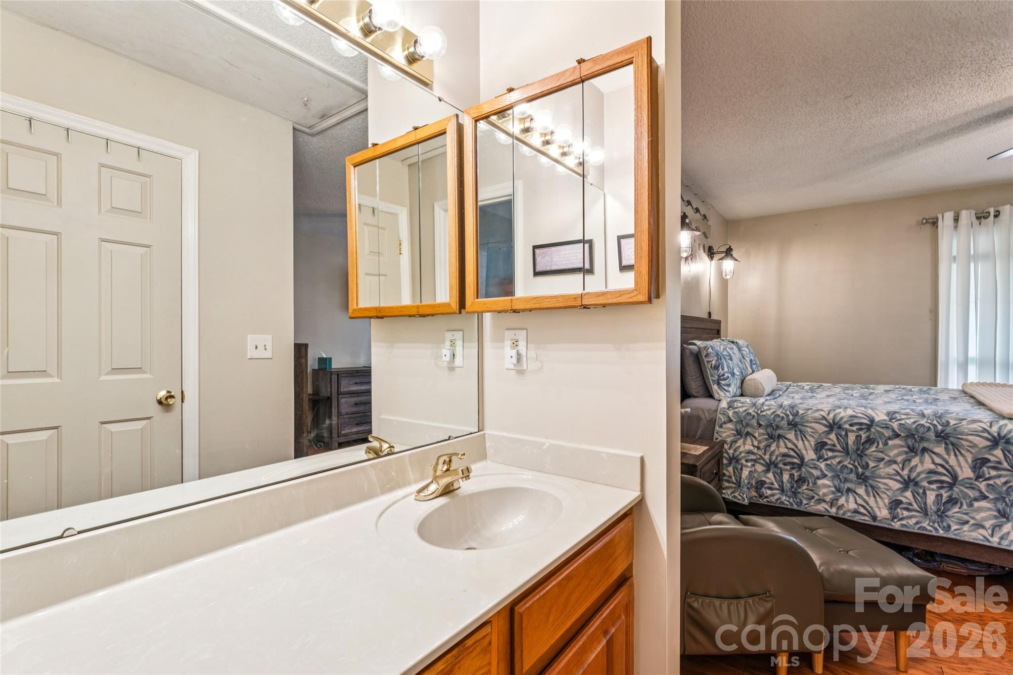 5812 Harris Grove Lane — Charlotte