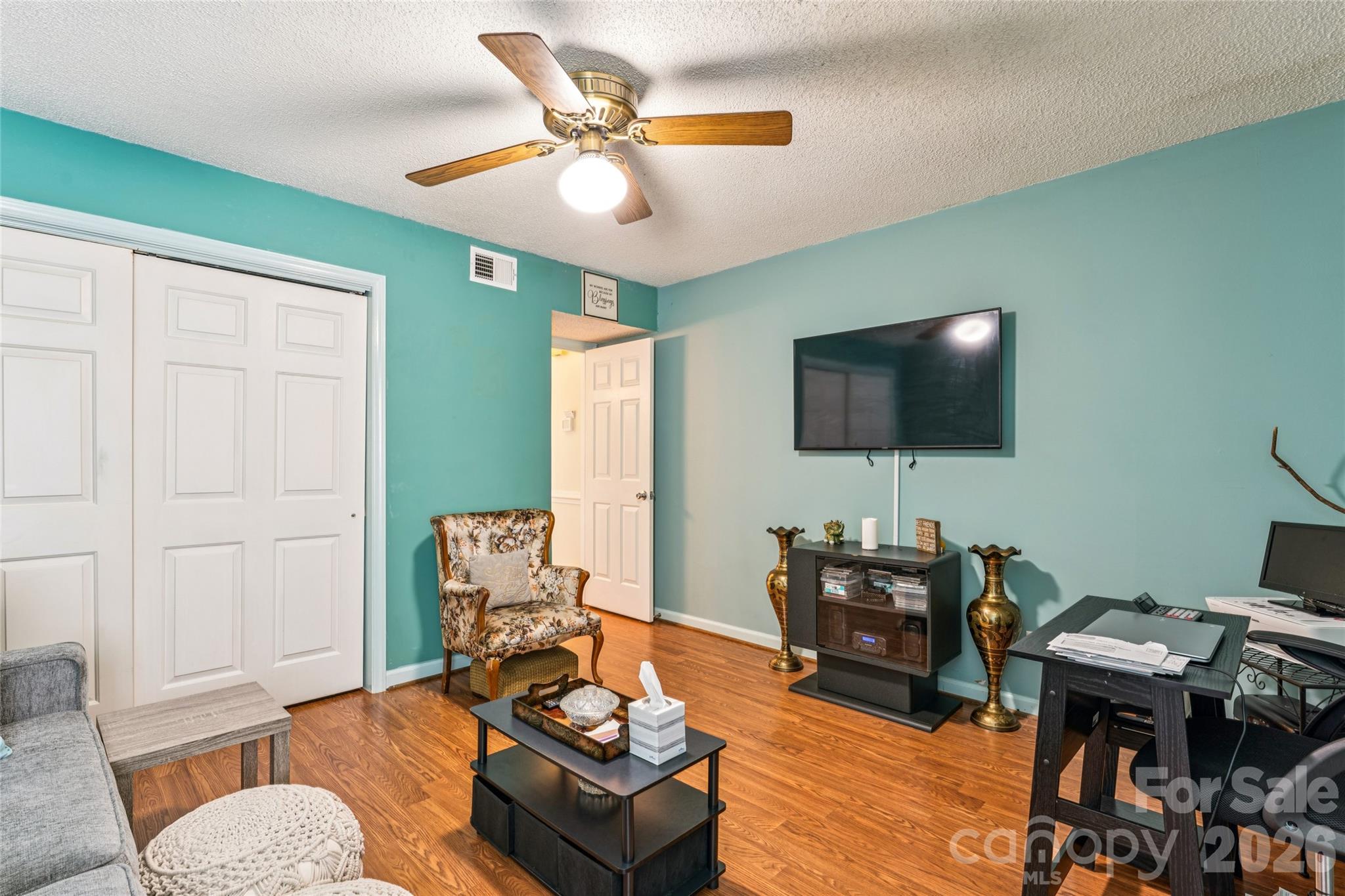 5812 Harris Grove Lane — Charlotte