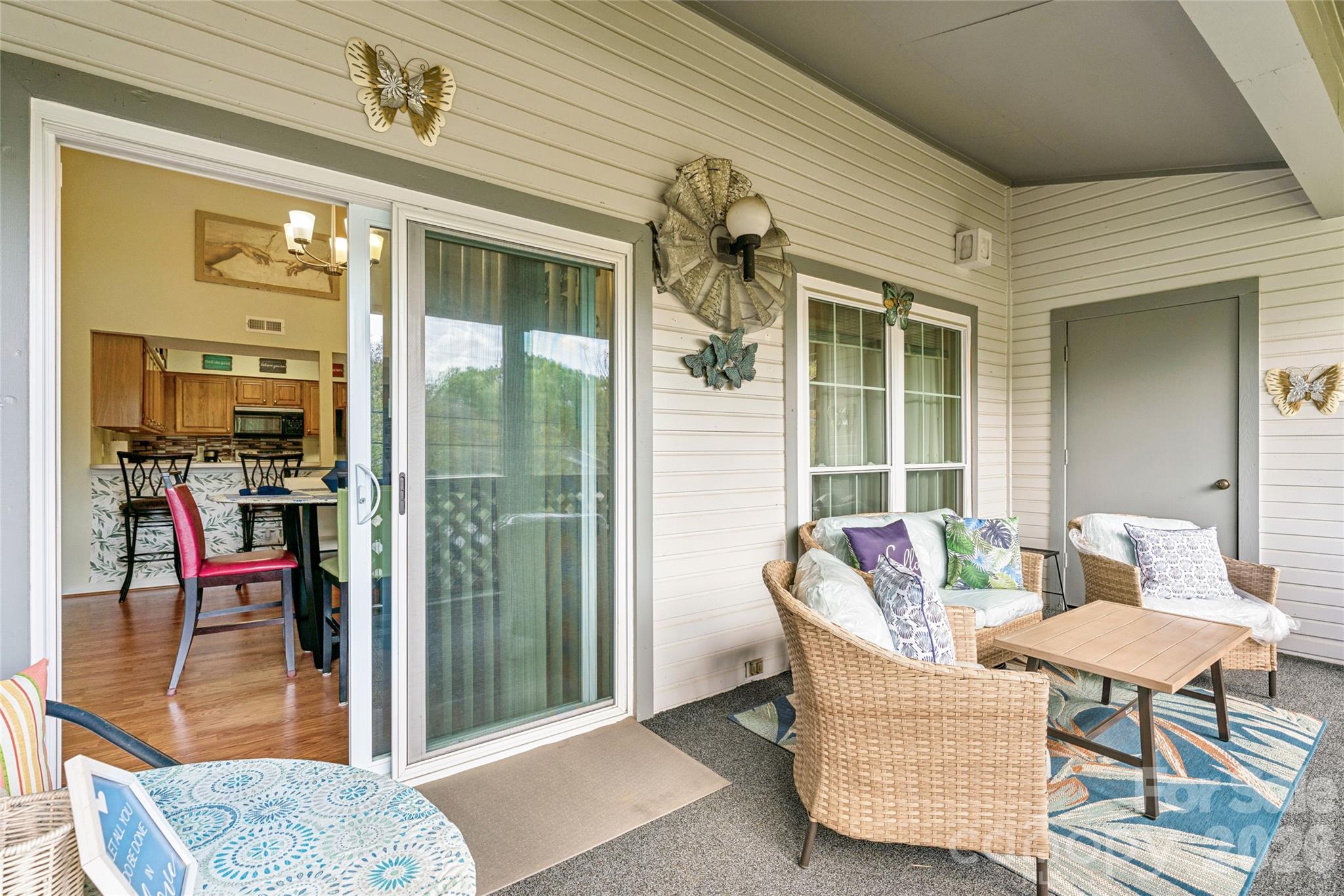 5812 Harris Grove Lane — Charlotte