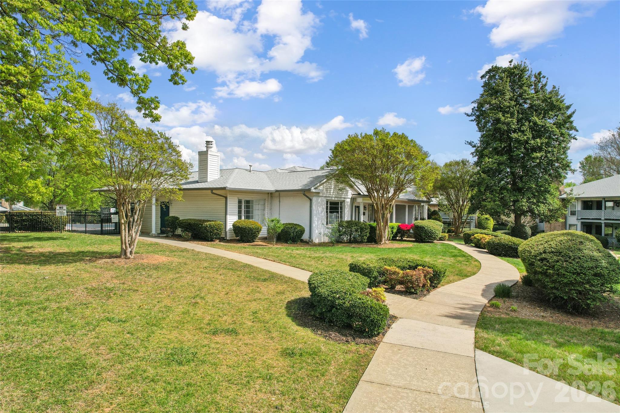 5812 Harris Grove Lane — Charlotte