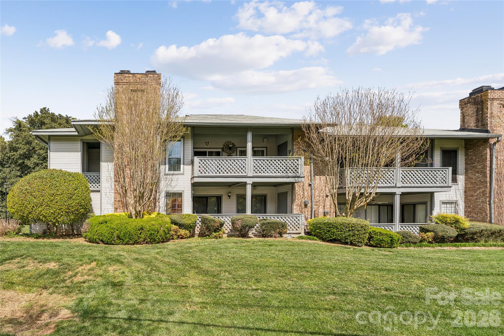 5812 Harris Grove Lane — Charlotte