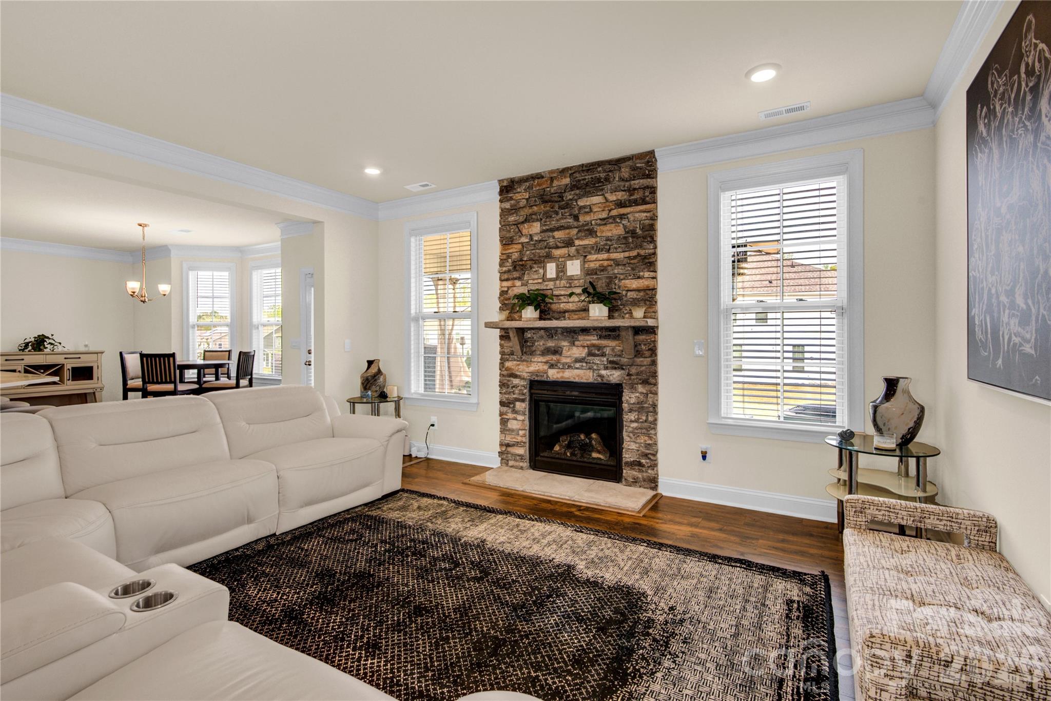 2104 Skybrook Oaks Drive — Huntersville