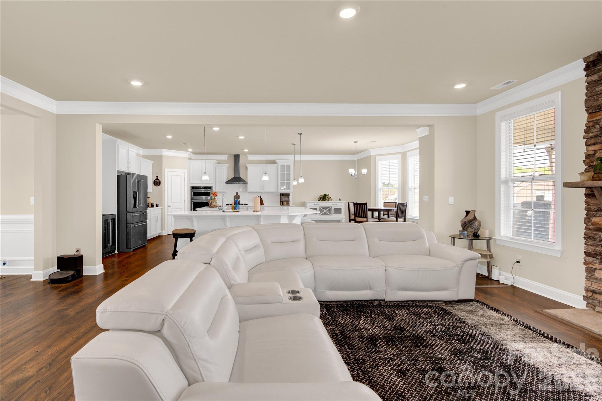 2104 Skybrook Oaks Drive — Huntersville