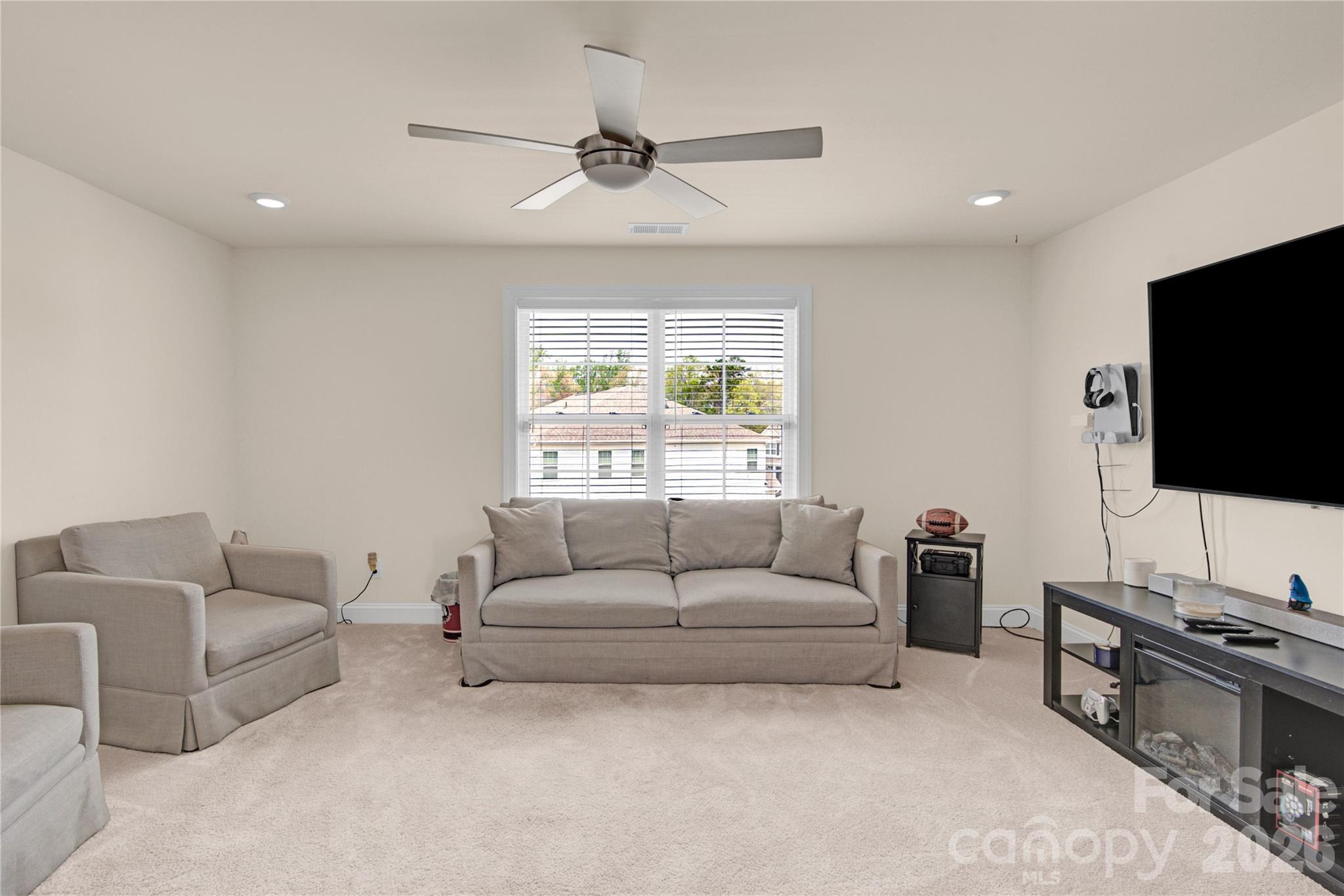 2104 Skybrook Oaks Drive — Huntersville