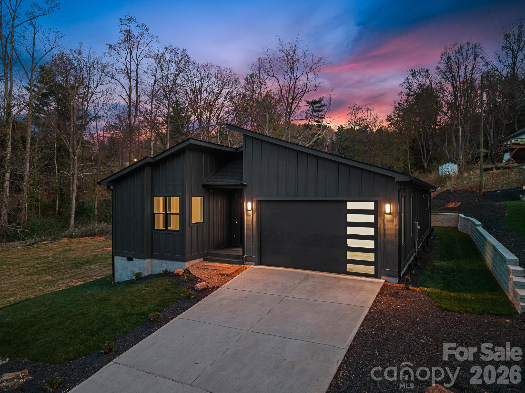 8 Overlook Place #4 — Asheville