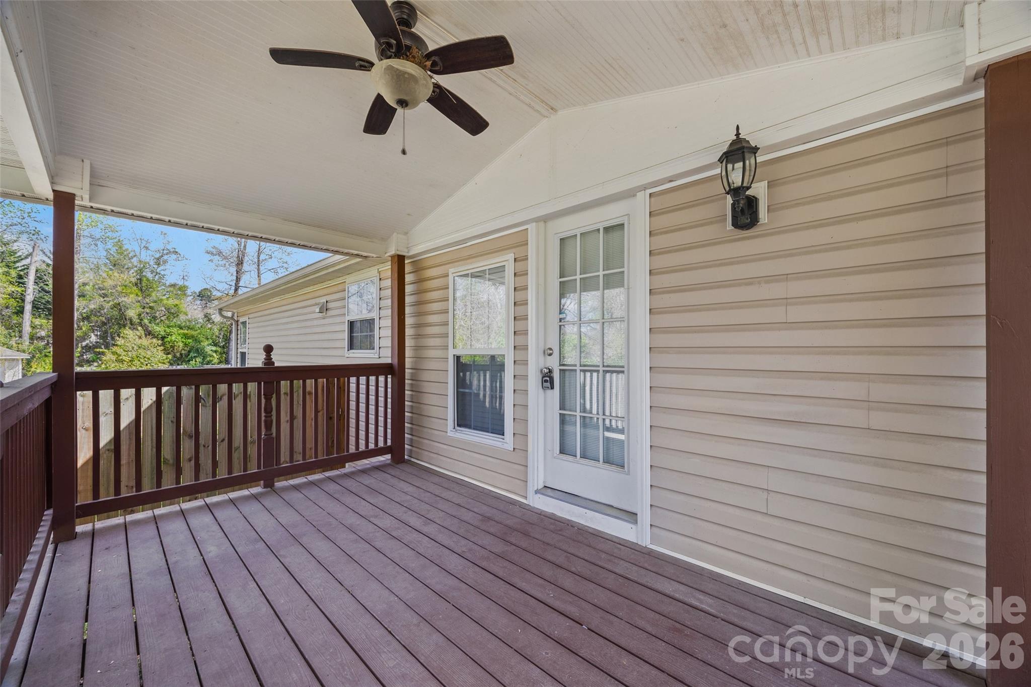 5024 Victoria Avenue — Charlotte
