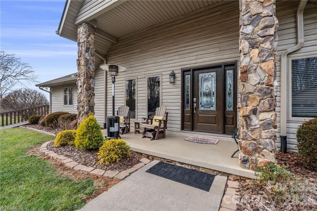 4937 W NC Hwy 268 Highway — Wilkesboro