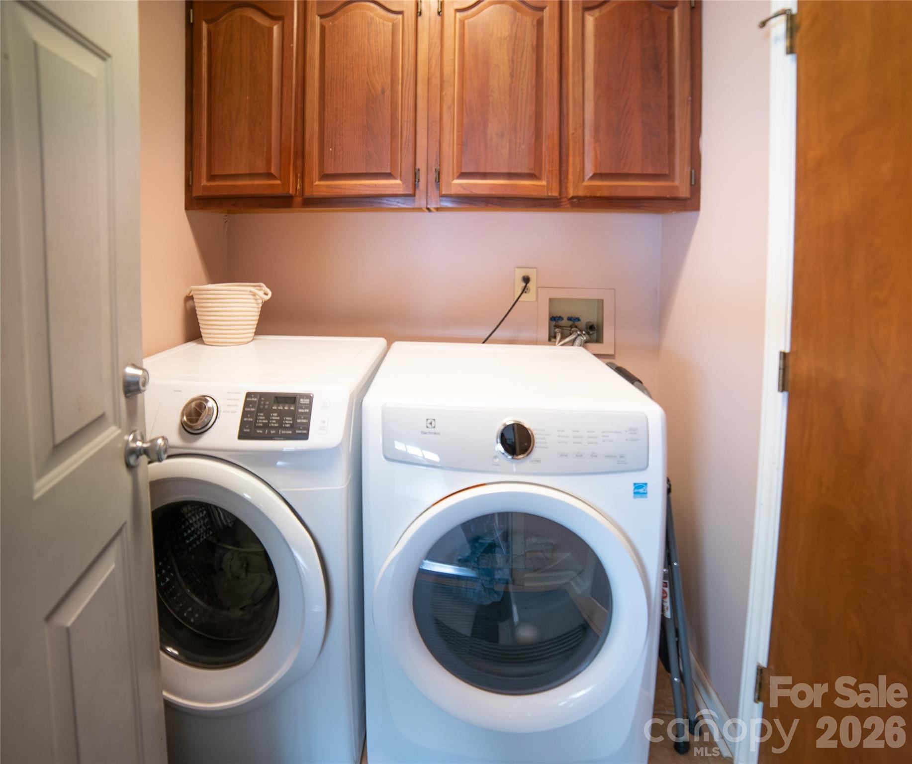 3153 Village Drive — Morganton