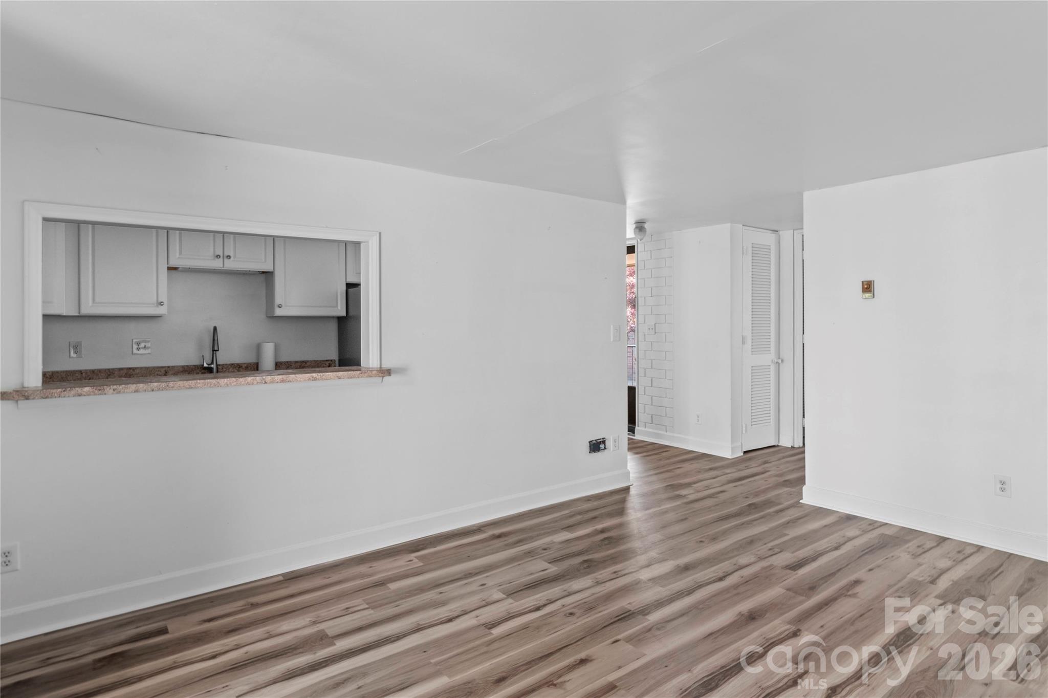 1739 S Hawthorne Road — Winston Salem