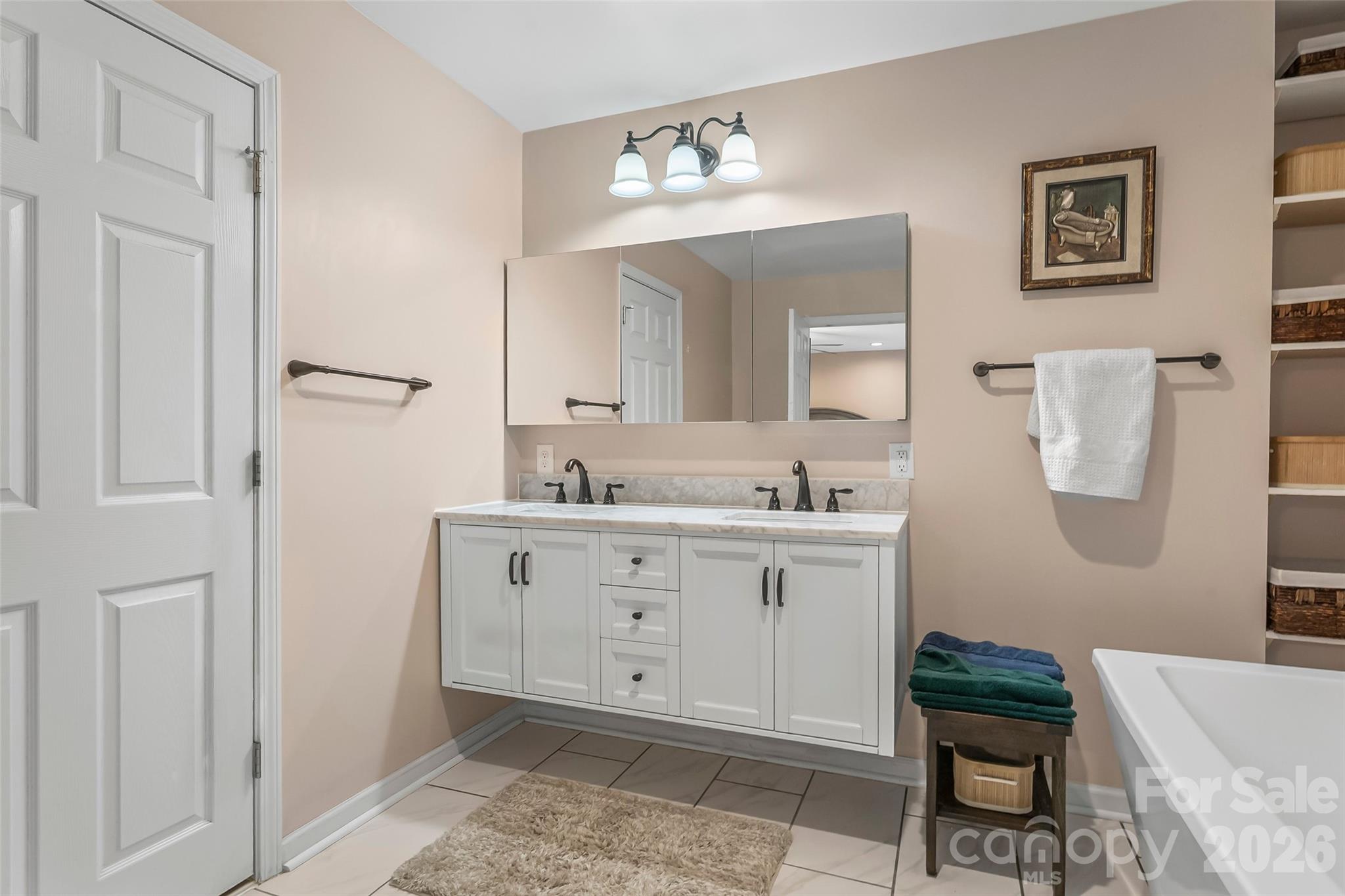 6047 Chaucer Lane — Granite Falls