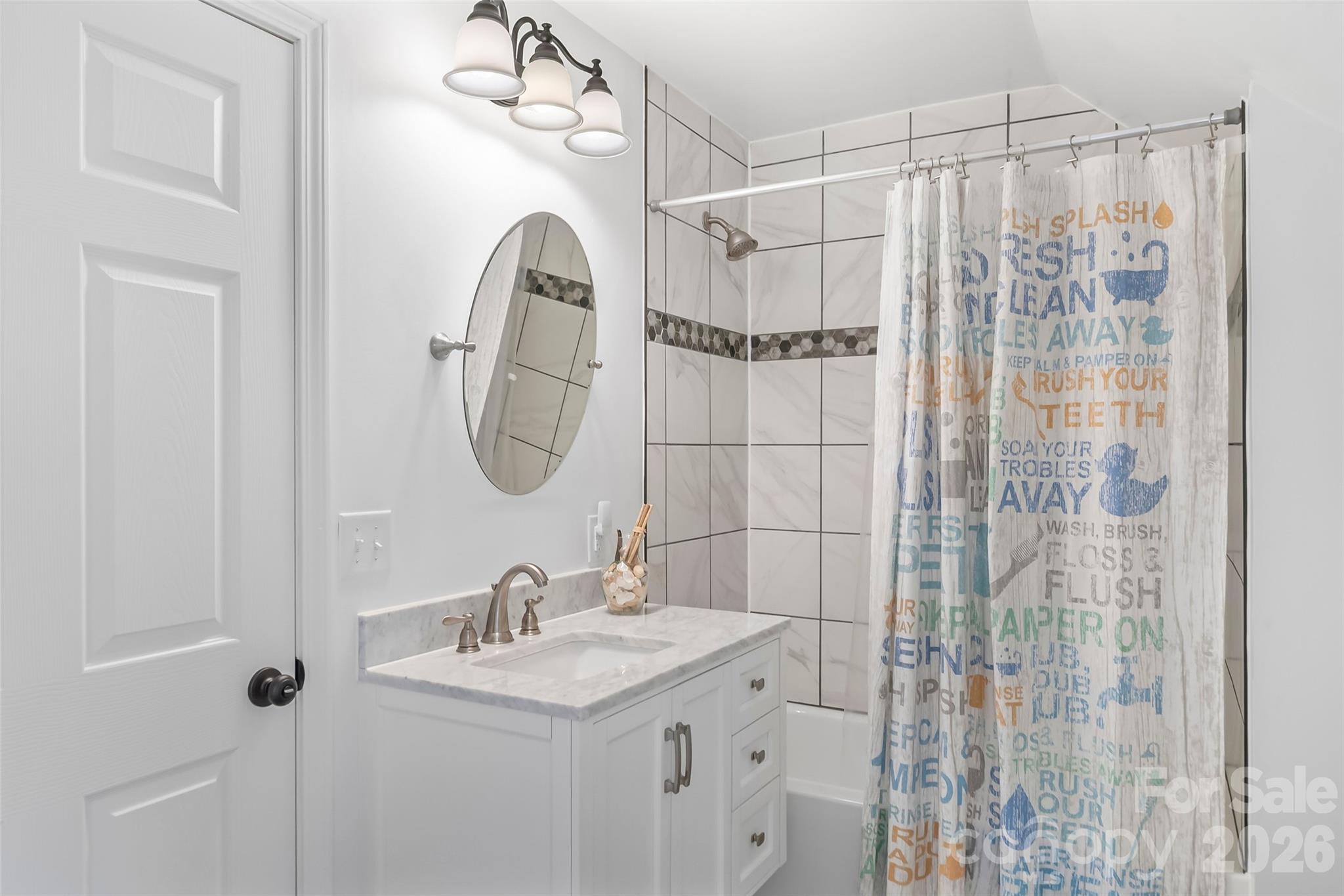 6047 Chaucer Lane — Granite Falls