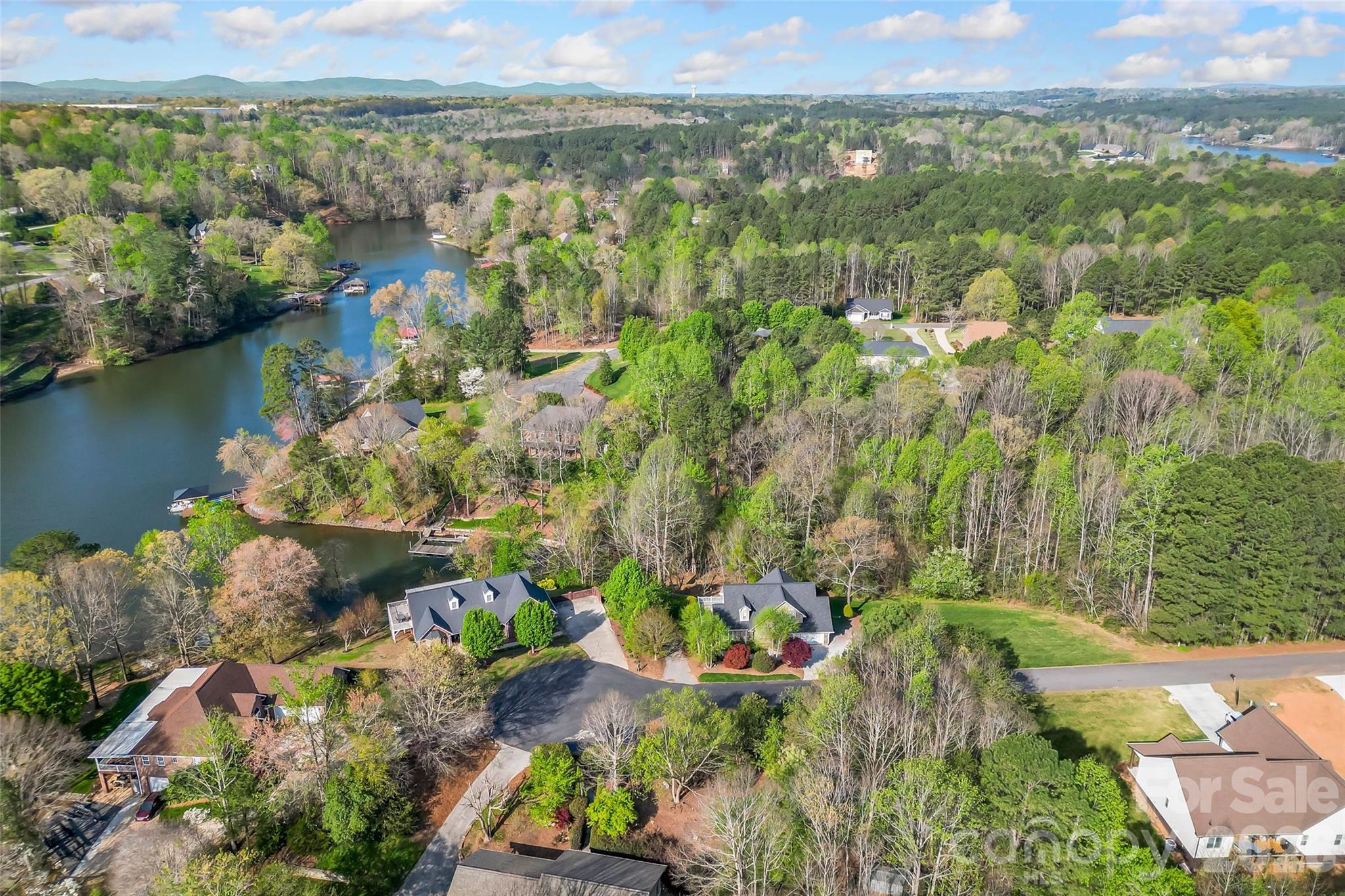 6047 Chaucer Lane — Granite Falls