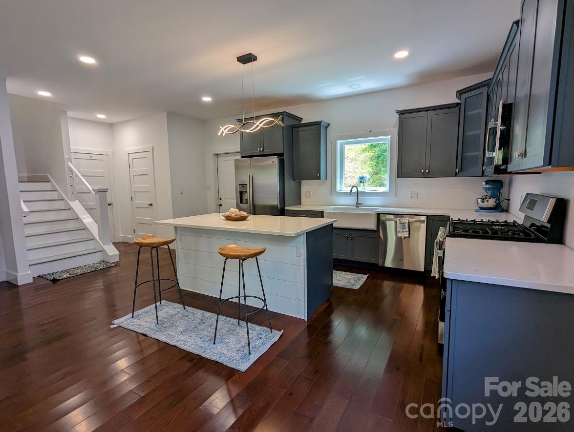 24 Salt Box Haven — Burnsville