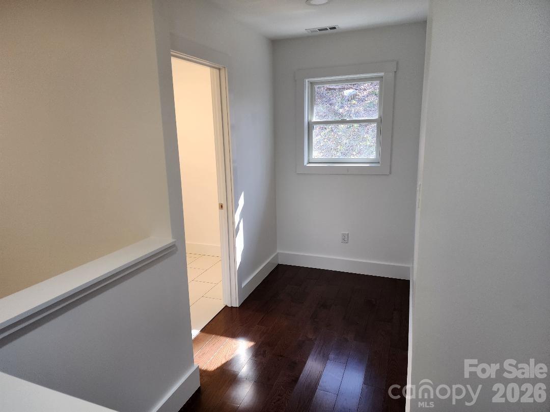 24 Salt Box Haven — Burnsville