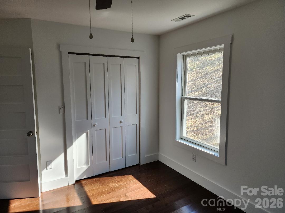 24 Salt Box Haven — Burnsville