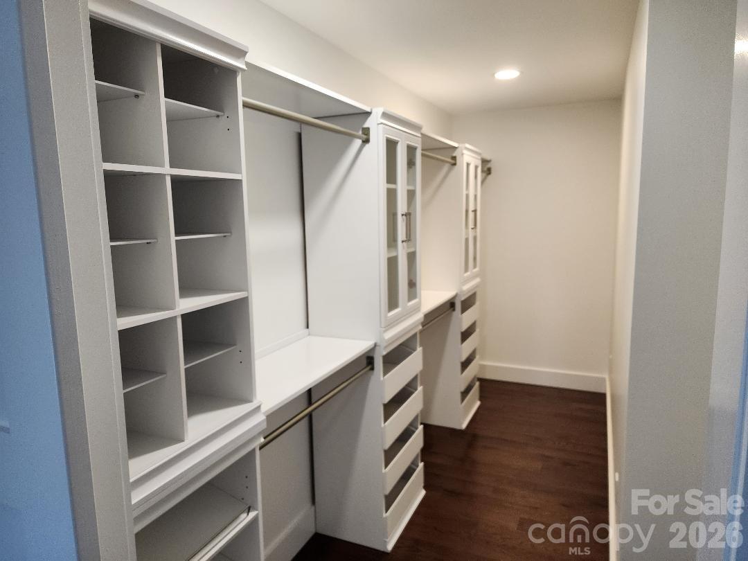 24 Salt Box Haven — Burnsville