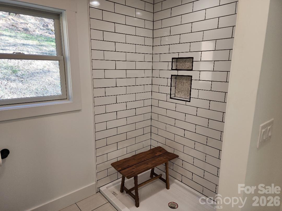 24 Salt Box Haven — Burnsville