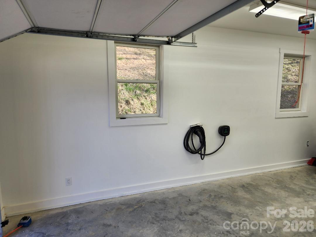 24 Salt Box Haven — Burnsville