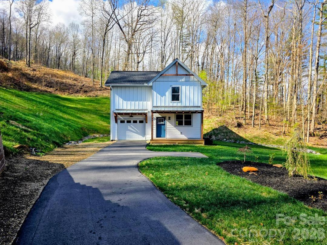24 Salt Box Haven — Burnsville