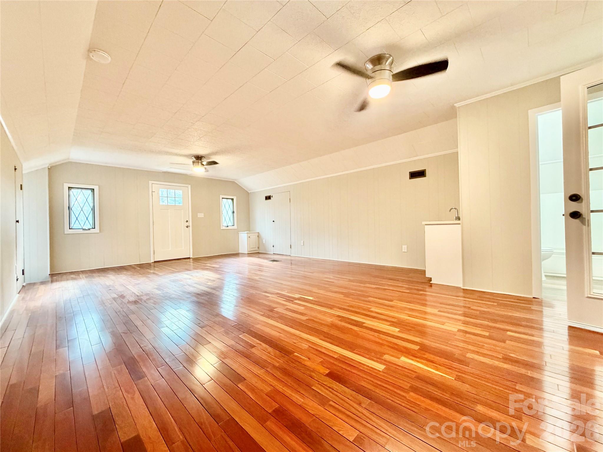 6530 Curlee Road — Conover