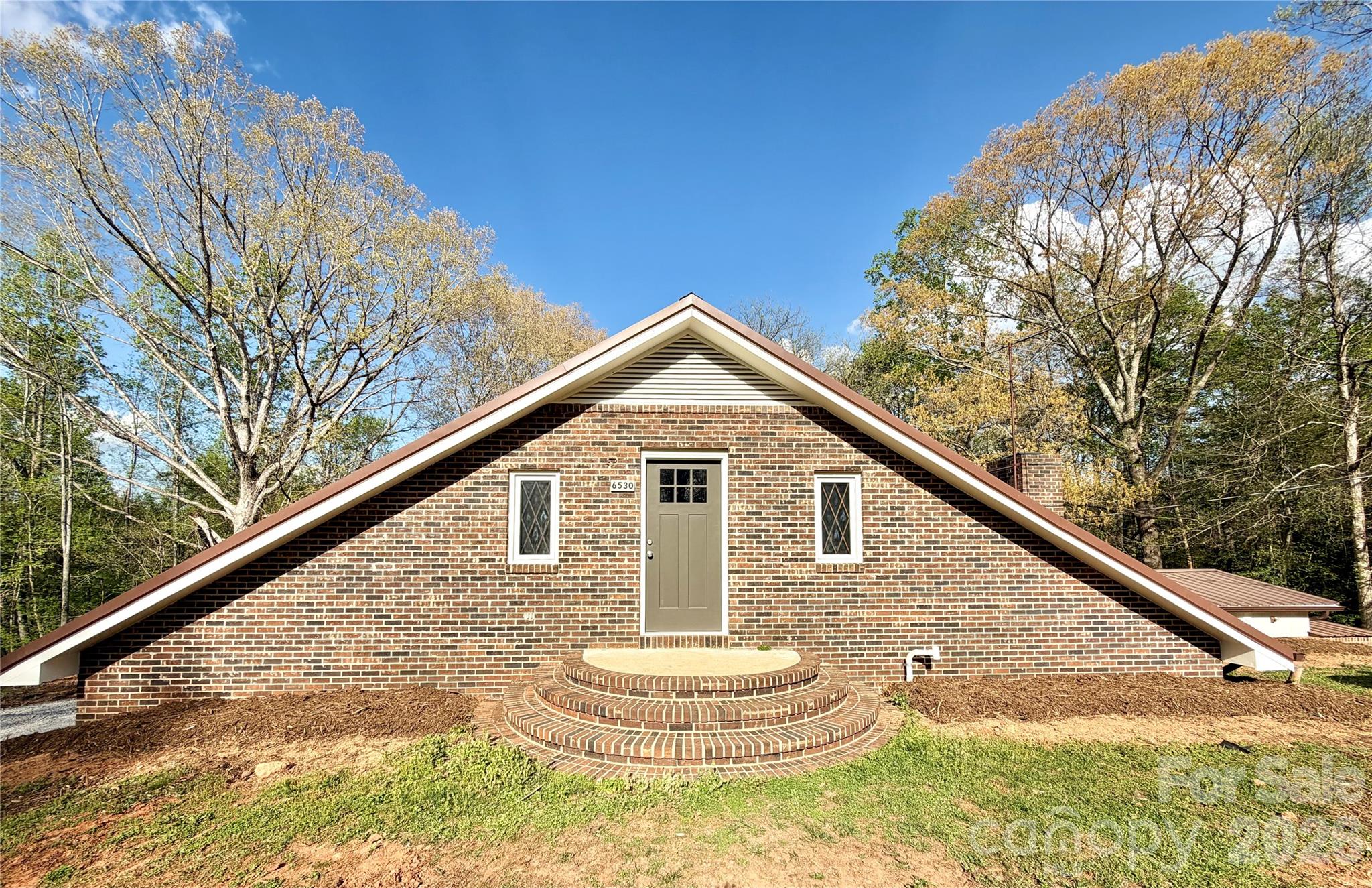 6530 Curlee Road — Conover