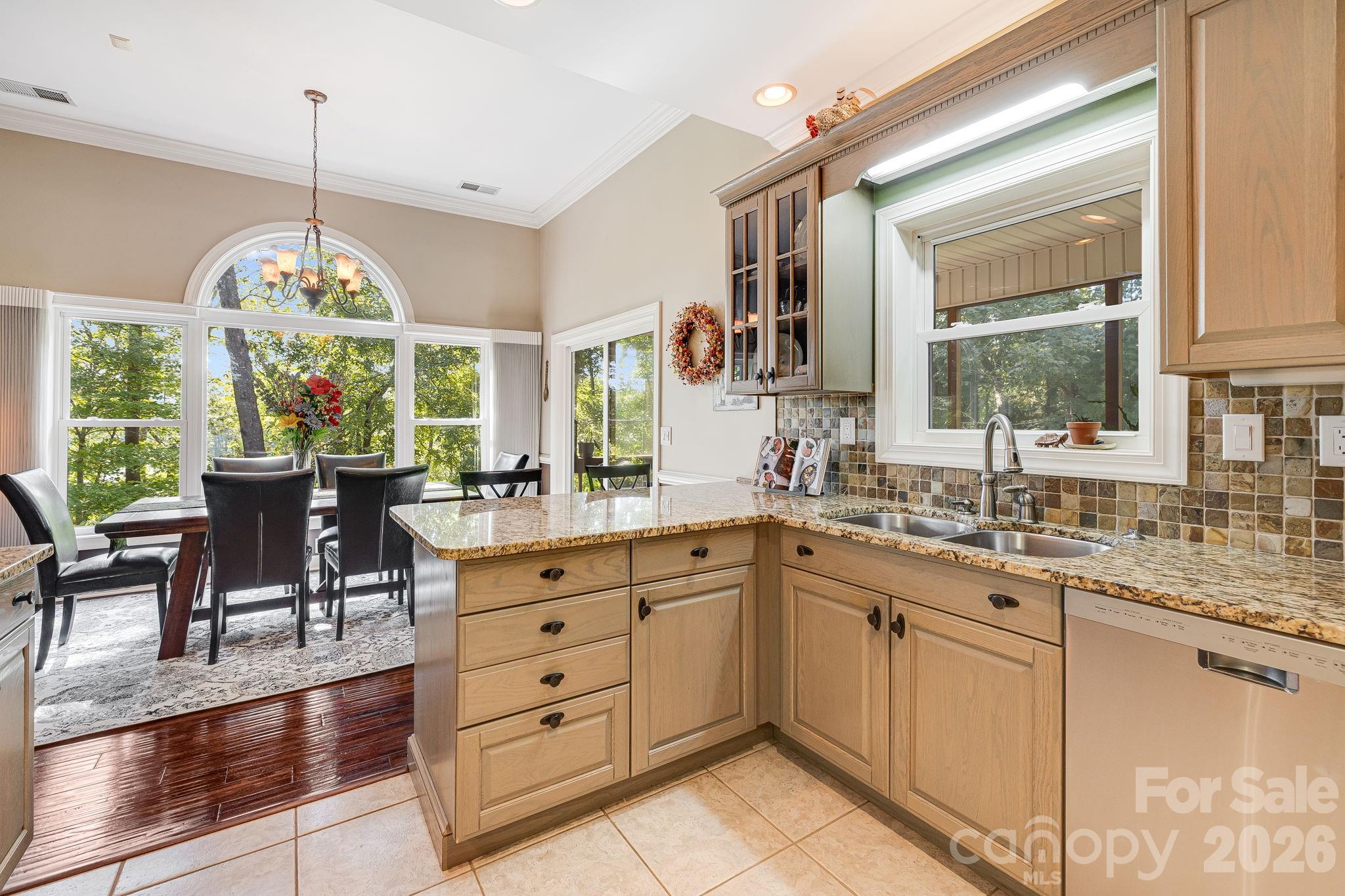 91 Island View Court — Mill Spring